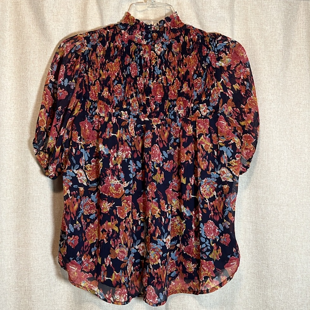 THML Navy Floral Top Size Small - Picture 3 of 9